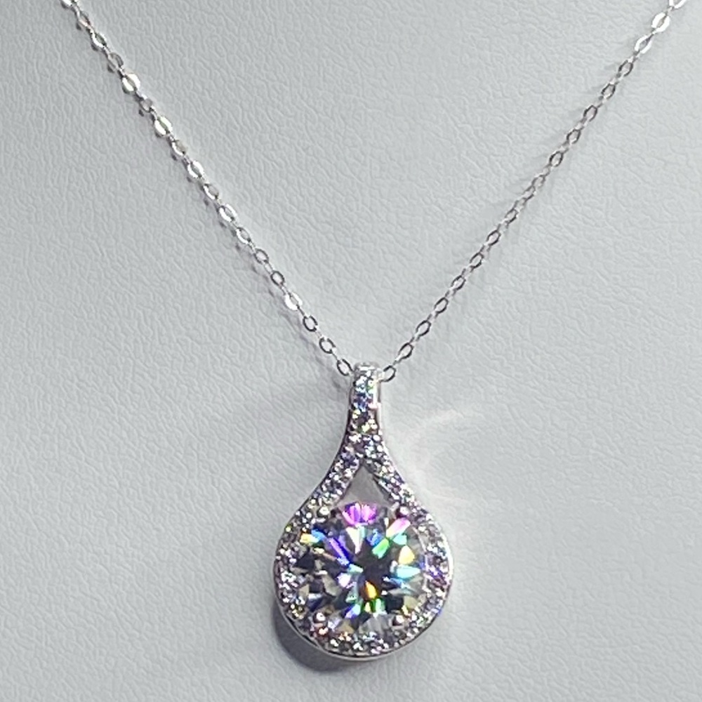 Moissanite 5 carat Pendant Necklace GRA CERTIFIED
